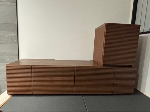 新品テレビボード