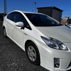 トヨタ　プリウス