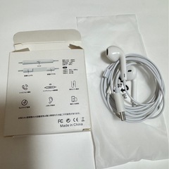 新品❤️ ホワイト 有線イヤホン Type-Cの画像