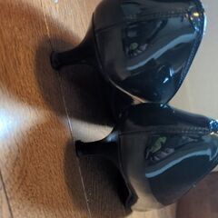 銀座カネマツの素敵なパンプスです。の画像