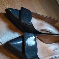 銀座カネマツの素敵なパンプスです。の画像
