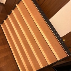 クイーンサイズ　ベットフレームの画像