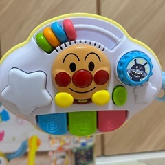 アンパンマン 8WAY ウォーカーまでへんしん! よくばりメリーの画像