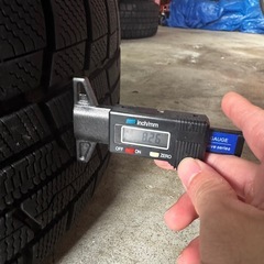 フォレスター/SJ スタッドレスタイヤ　ホイールセット 225/60R17の画像