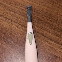 パナソニックの加熱式まつげカーラーの画像