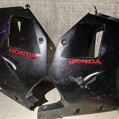 ホンダNS1 サイドカウルの画像