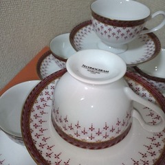 未使用　ナルミ　金彩　ティーカップ＆ソーサー　6客セットの画像