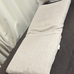 座椅子　アイボリー　ベージュの画像