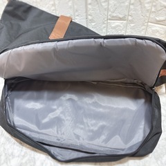 ボストンバッグ　旅行バッグ　黒　スポーツバッグ　軽量　多用途　ブラック　11の画像