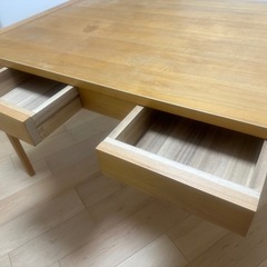 ダイニングテーブル引き出し付きの画像