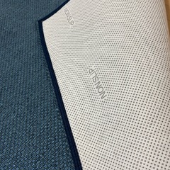 [決まりました]ラグ　タダで差し上げますの画像