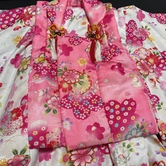 七五三可愛い着物　たぶん三歳用　の画像