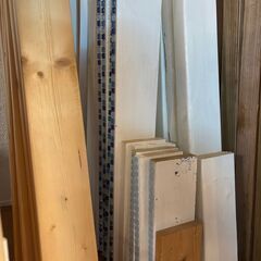 DIY用にどうですか？2×4木材・中古・木材・廃材もらいませんか？￥０の画像