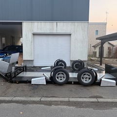 【新古車】車載 搬送 トレーラー 2軸 フルフラット ドリフト、サーキットなどに レッカー 積載車 ※牽引免許必要の画像