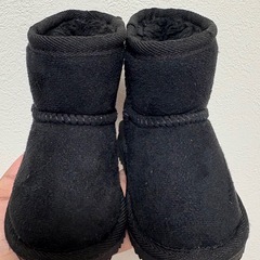 プティマン13cm  ムートンブーツ　ブラックの画像