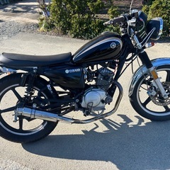 YAMAHA YB125SPの画像