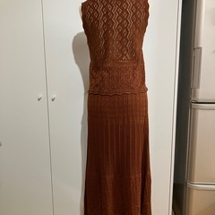 （お取引中）タグ付き　セットアップ　ベスト＆スカートの画像