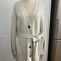 （お取引中）VIS アイボリーカーディガン　の画像