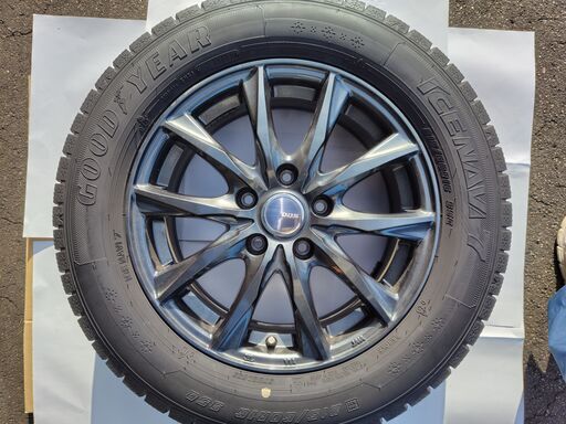 215/60R16 スタッドレスタイヤ グッドイヤー アルミホイールセット 4本