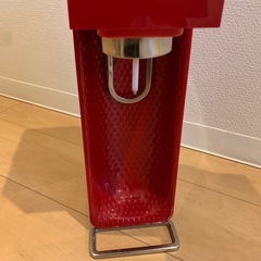 炭酸水メーカー スタイリッシュデザインソーダストリーム SOURCE v3 の画像