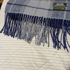 BEAMS 新品未使用マフラーの画像