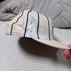 MLB  パドレス 希少なキャップの画像