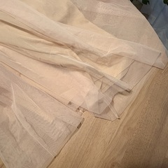 ゴールドドレスの画像