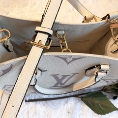 ショルダー＆ハンドバッグ🪻🤍物々交換有り🙆‍♀️の画像