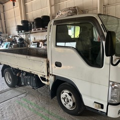 いすゞ2トントラック平成25年式ディーゼルの画像