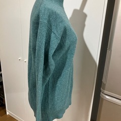 ユニクロ　ウール100%　ハイネック　ニットの画像