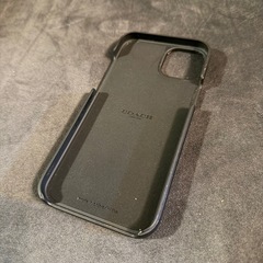 【coach】iPhone15 Plus手帳型ケース　ブラック　シグネチャーの画像