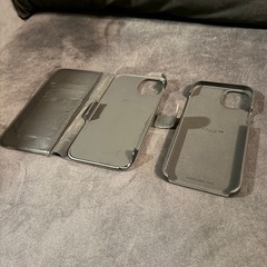【coach】iPhone15 Plus手帳型ケース　ブラック　シグネチャーの画像