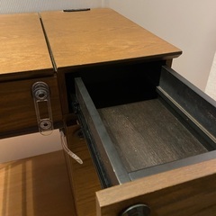 ウッド✖️スチール  ドレッサーの画像