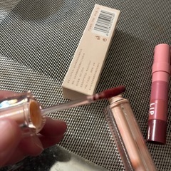 韓国コスメ3点セットの画像