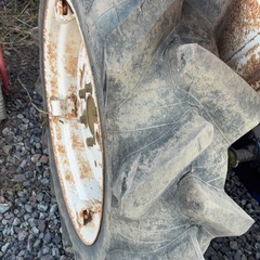 トラクター用タイヤの画像