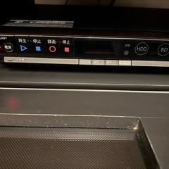 テレビとブルーレイの画像