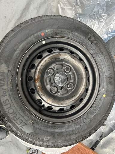 最終値下げ！　ダイハツ　ハイゼットカーゴ　純正ブラックスチールホイール