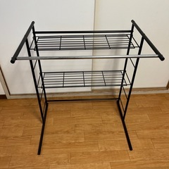 押入れ収納棚ハンガーラックの画像