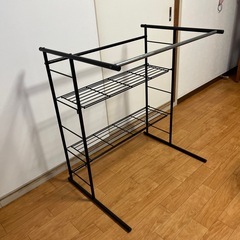 押入れ収納棚ハンガーラックの画像