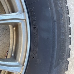 スタッドレスタイヤ　ホイール付きの画像