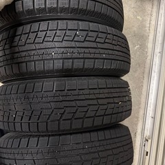 YOKOHAMA ice GUARD 175/70R14 スタッドレスタイヤの画像