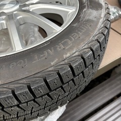 スタッドレスタイヤの画像
