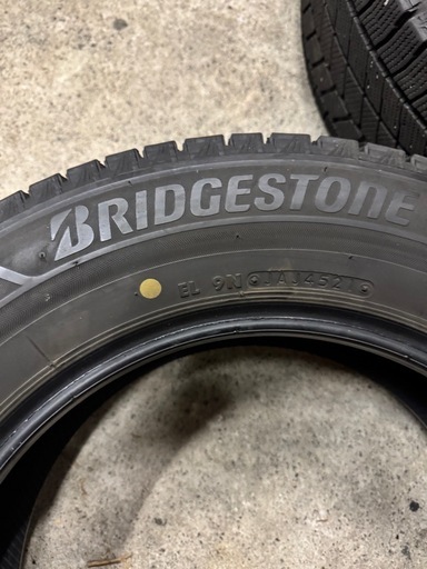 BRIDGESTONE BLIZZAK VRX3 185/60R16 4本セット