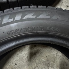 ブリヂストン スタッドレスタイヤ 195/65R15 4本セットの画像