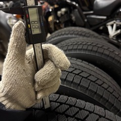 ブリヂストン スタッドレスタイヤ 195/65R15 4本セットの画像