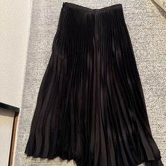 お値下げしました④定価7990円UNIQLO+Jジルサンダ－コラボラッププリ－ツスカ－ト　サイズ61の画像