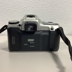 No.23 フィルムカメラ 標準レンズ付きの画像