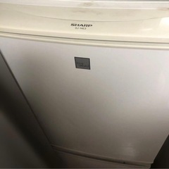 【買いお得】SHARP冷蔵庫の画像