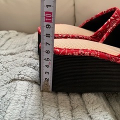 試し履きのみ　　バンダナ柄　室内サンダル　の画像