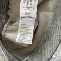 ペアマノンのトレーナーの画像